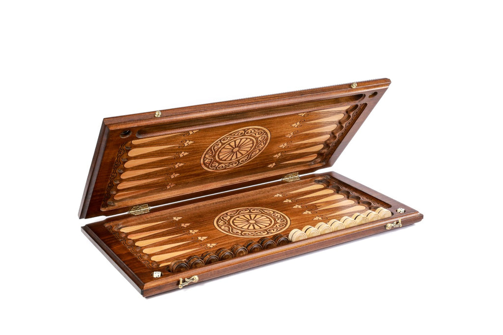 Backgammon Board - Classic Wooden Traditional Minimalist Design - Unumperfectus