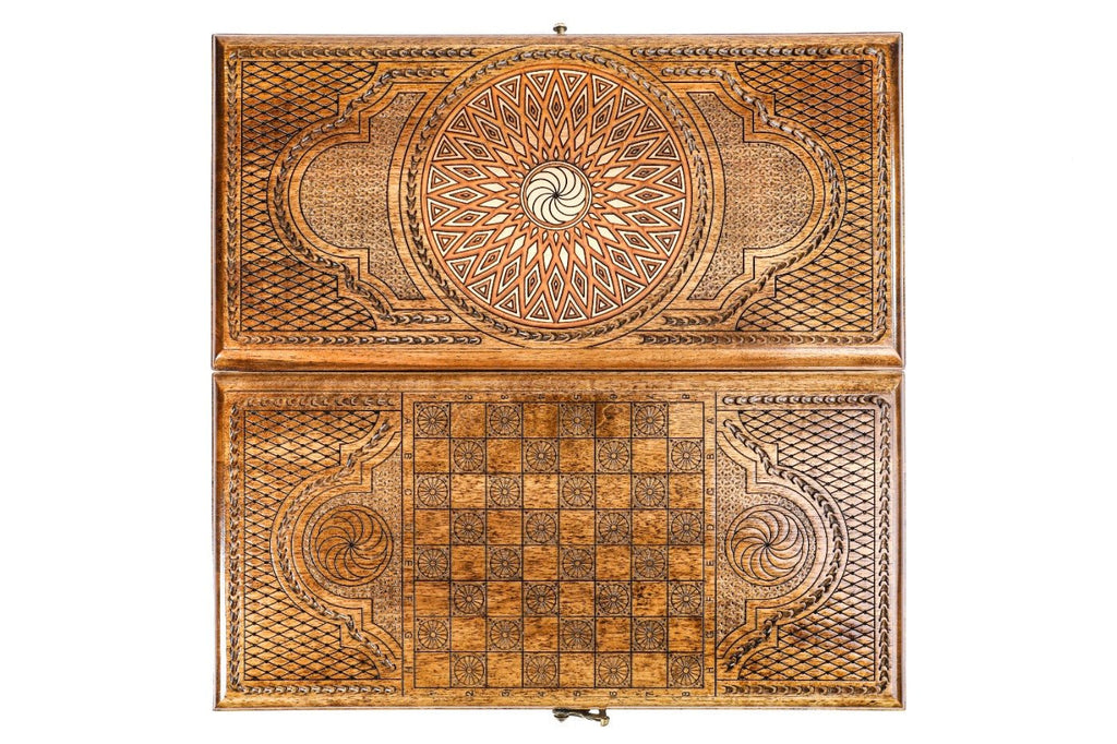 Backgammon Board - Ornamental With Epoxy - Unumperfectus