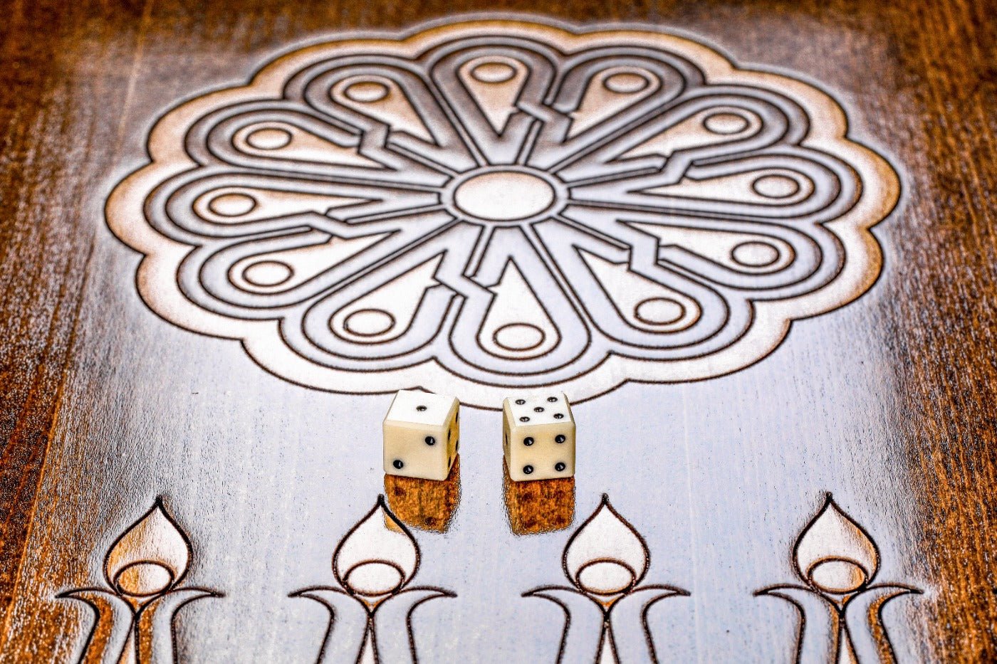 Wooden Backgammon Board Ornamental Classic 23.6" / 60 cm - Unumperfectus