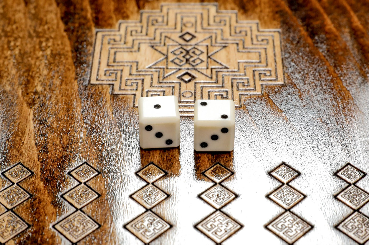 Backgammon Board - Lori Carpet Classic - Unumperfectus