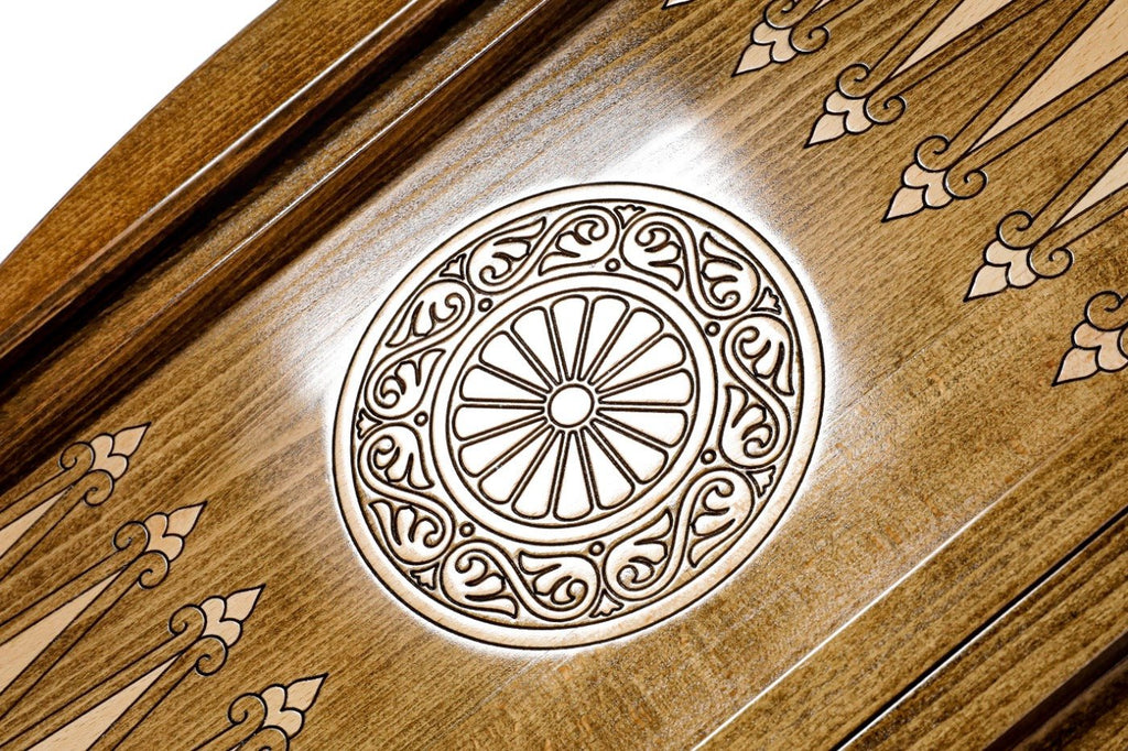 Backgammon Board - Classic Wooden Design with Contour Outline - Unumperfectus