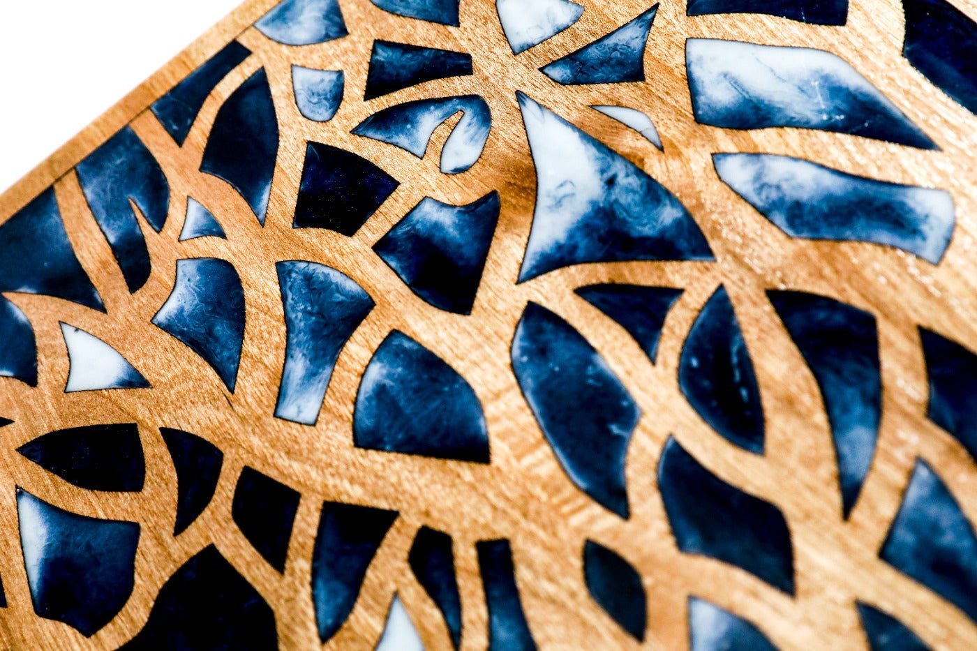Backgammon Board - Epoxy Trees - Unumperfectus
