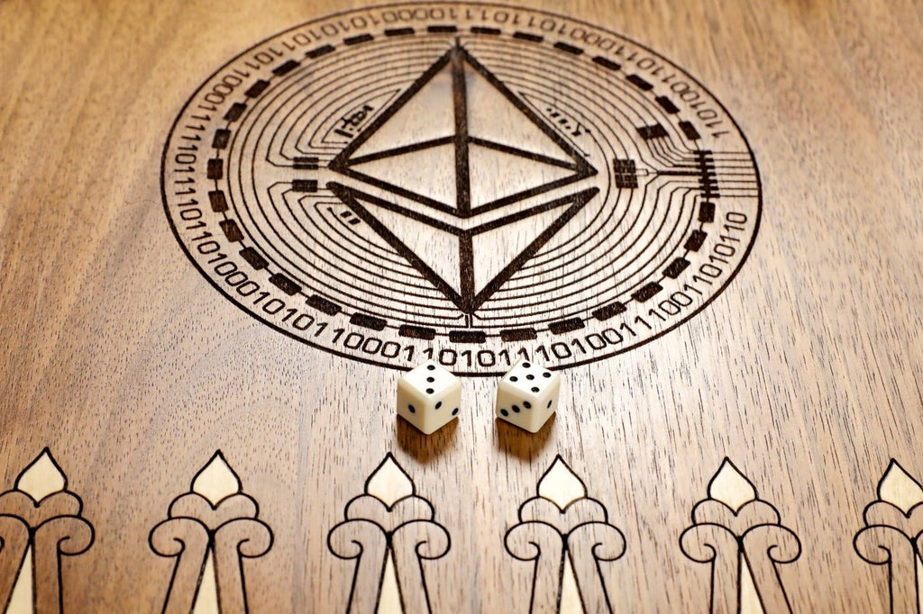 Backgammon Board - Burj Al Arab & Crypto - Unumperfectus