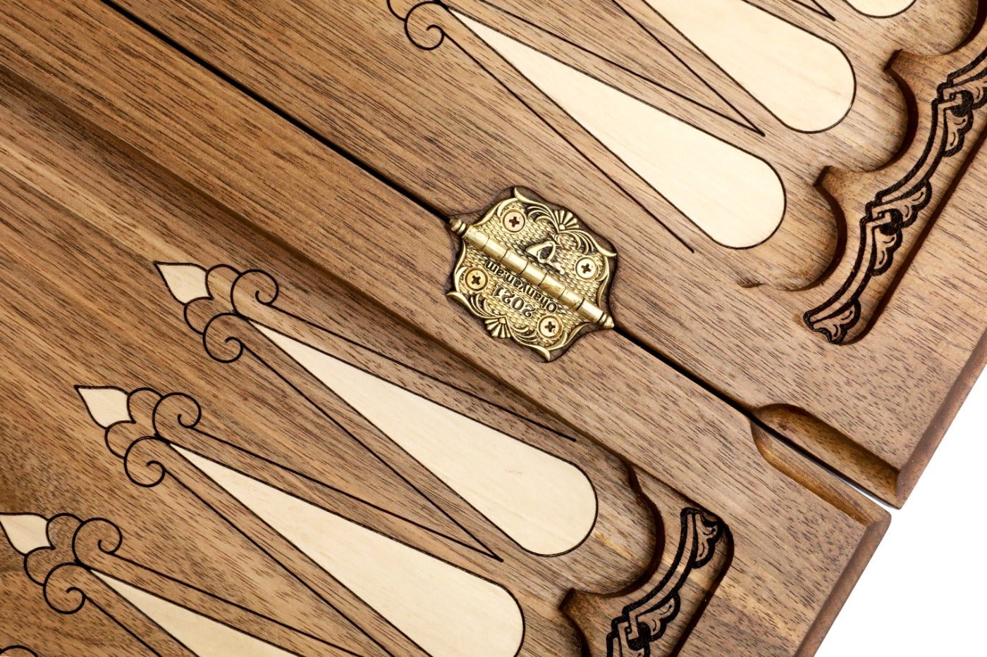 Backgammon Board - Burj Al Arab & Crypto - Unumperfectus