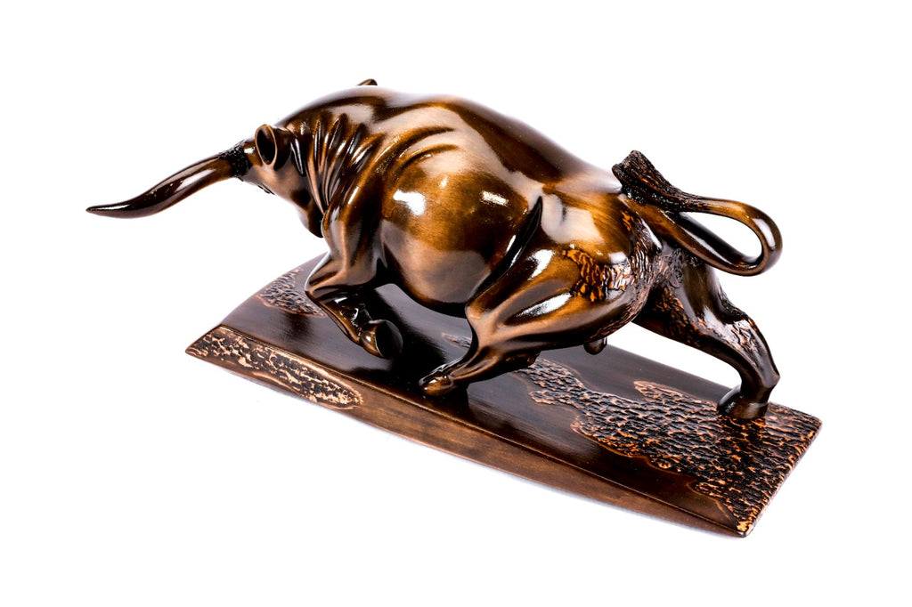 Bull sculpture hand carved by Hrachya Ohanyan — angle view