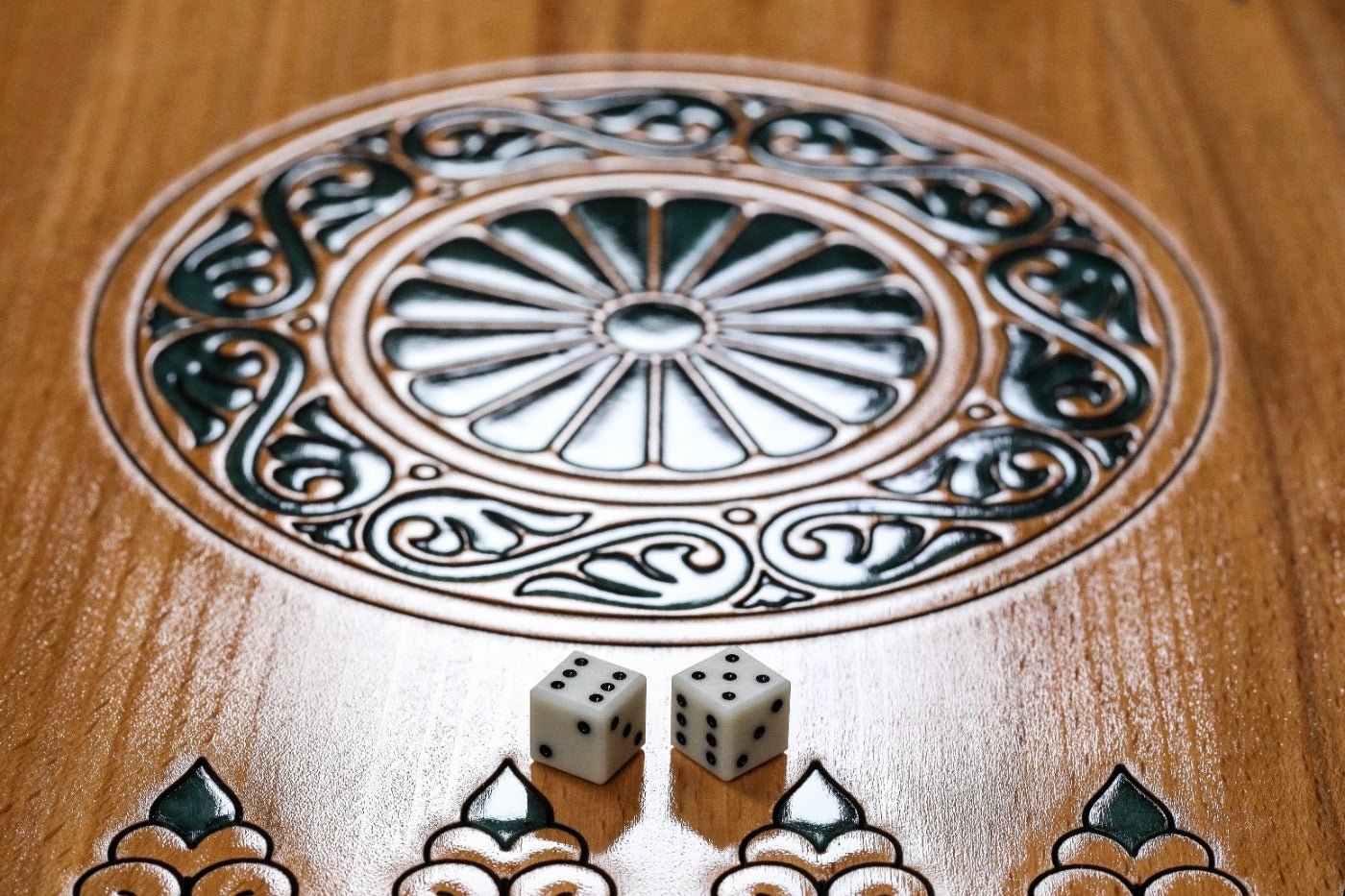 Backgammon Board - Natural Branch & Turquoise Epoxy Design - Unumperfectus