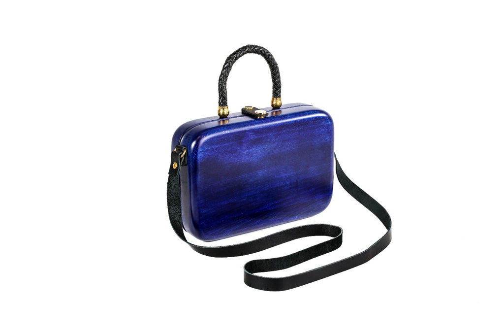 Rectangular wooden handbag in sapphire blue — detail view