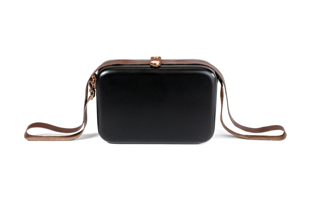 Rectangular wooden handbag in black — detail view
