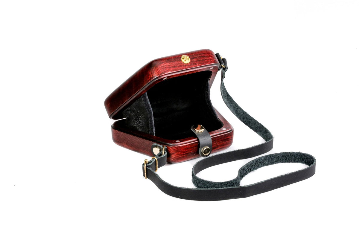 Trapezoid wooden bag in ruby red — angle view