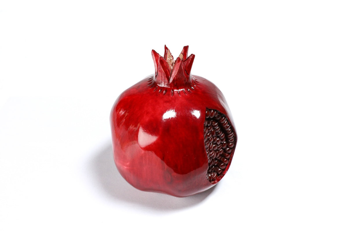 Armenian wooden pomegranate 4.3 inch / 11 cm, second view, by Hrachya Ohanyan
