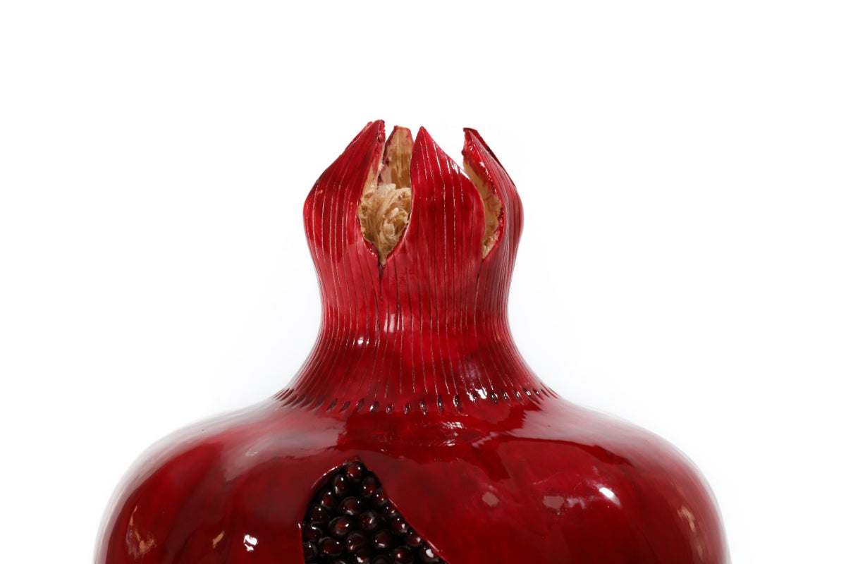 Armenian wooden pomegranate 9.1 inch / 23 cm, detail view, by Hrachya Ohanyan