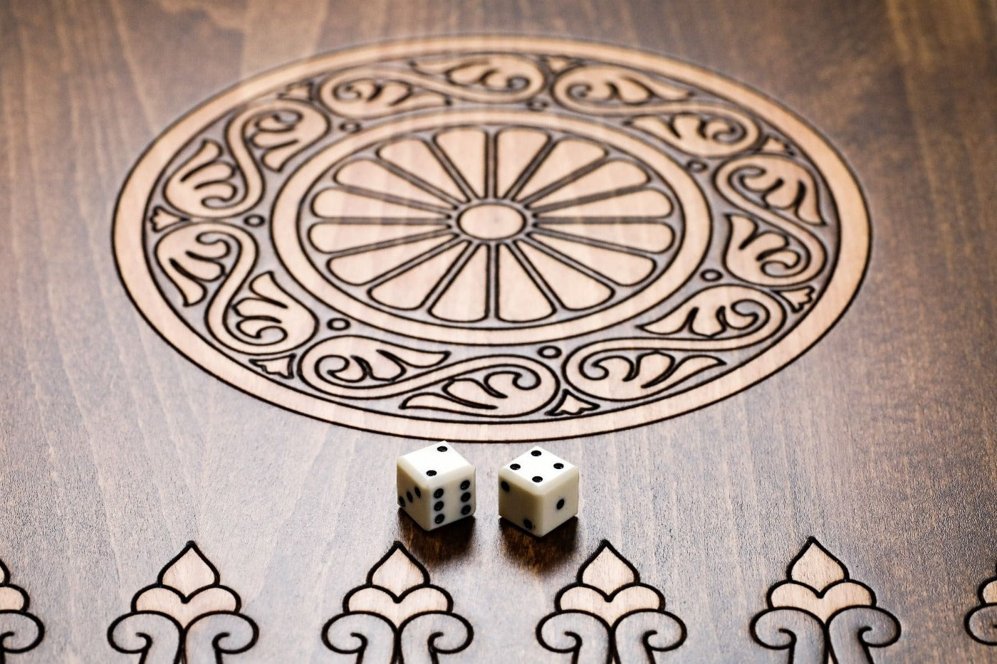 Backgammon Board - Coat of Arms of Armenia - Unumperfectus
