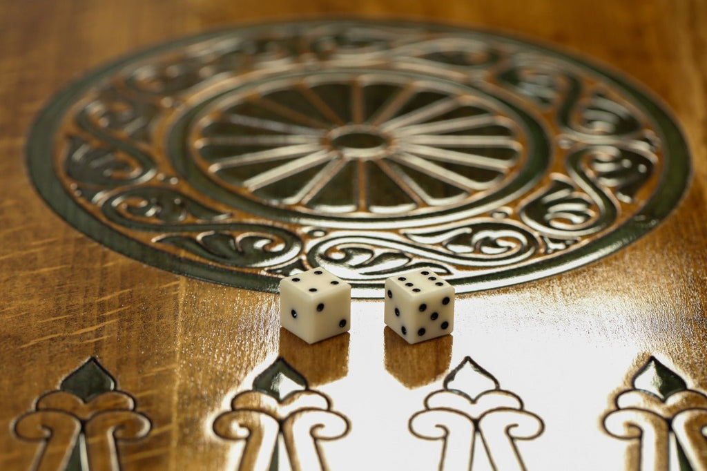 Backgammon Board - Ornamental With Epoxy - Unumperfectus