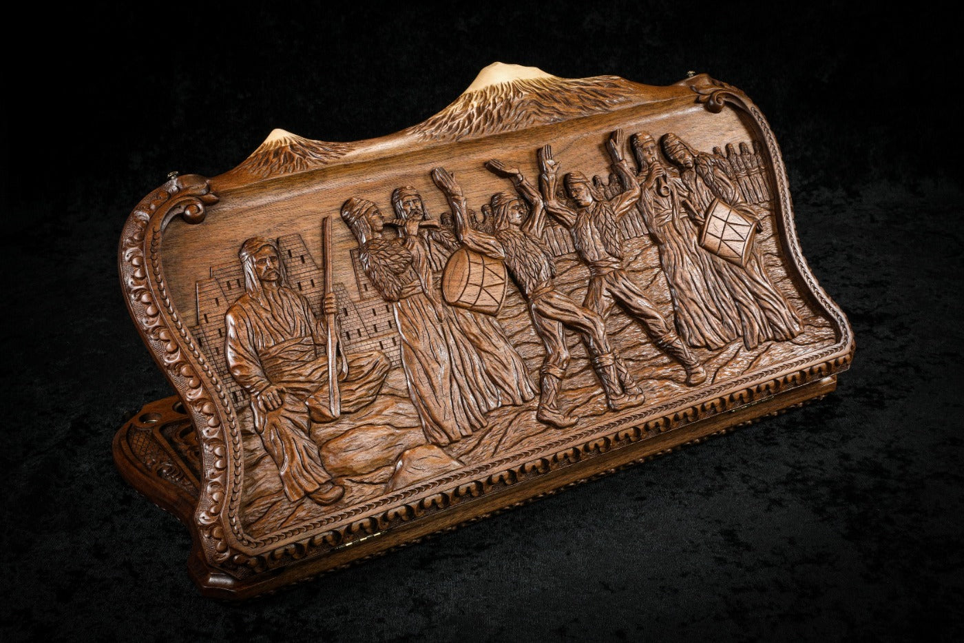 Handcrafted Dance of Sassoun backgammon board with wood inlay and Mount Ararat outline 60 cm