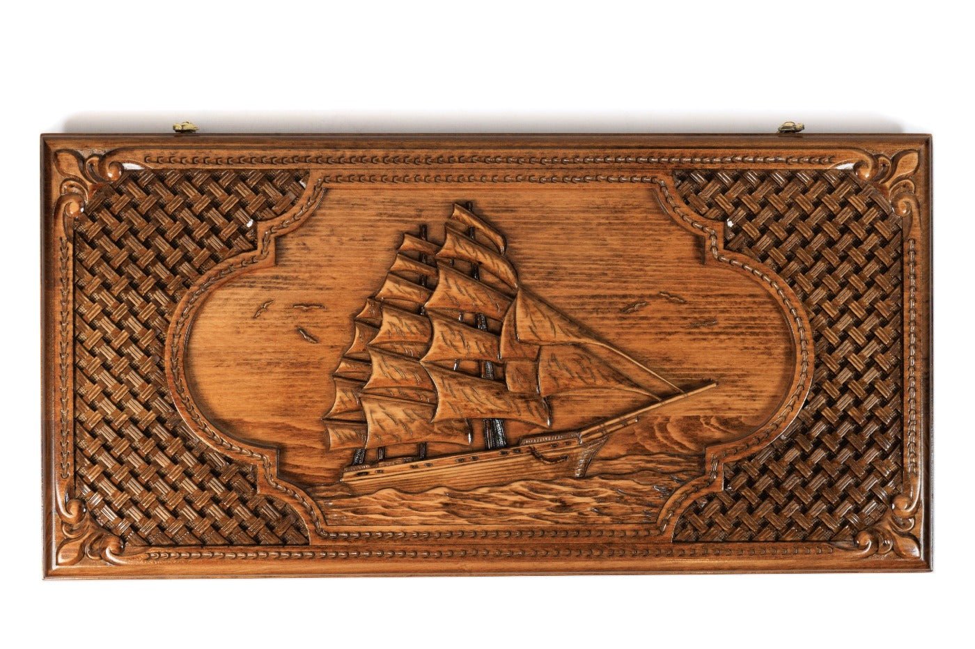 Backgammon Board - Classic Sail Wooden Design with Braid Motifs - Unumperfectus