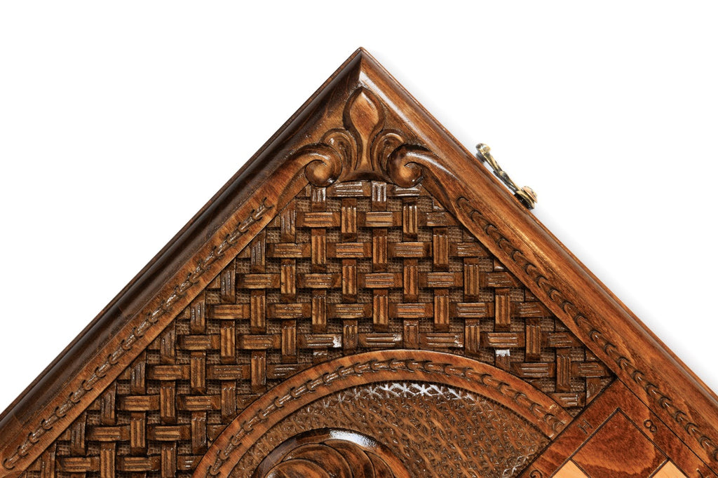 Backgammon Board - Classic Sail Wooden Design with Braid Motifs - Unumperfectus