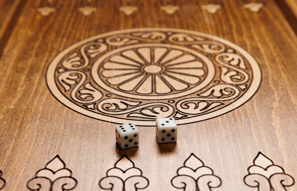 Ornamental Backgammon Classic – Luxury Wooden Backgammon Board - Unumperfectus