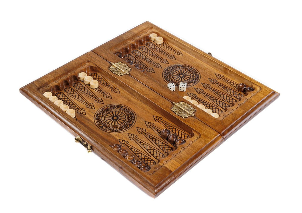 Natural beech wood chess and backgammon set with full-border geometric tile engraving