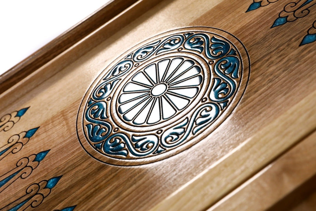 Backgammon Board - Coat of Arms of Armenia Epoxy Braid Motif - Unumperfectus