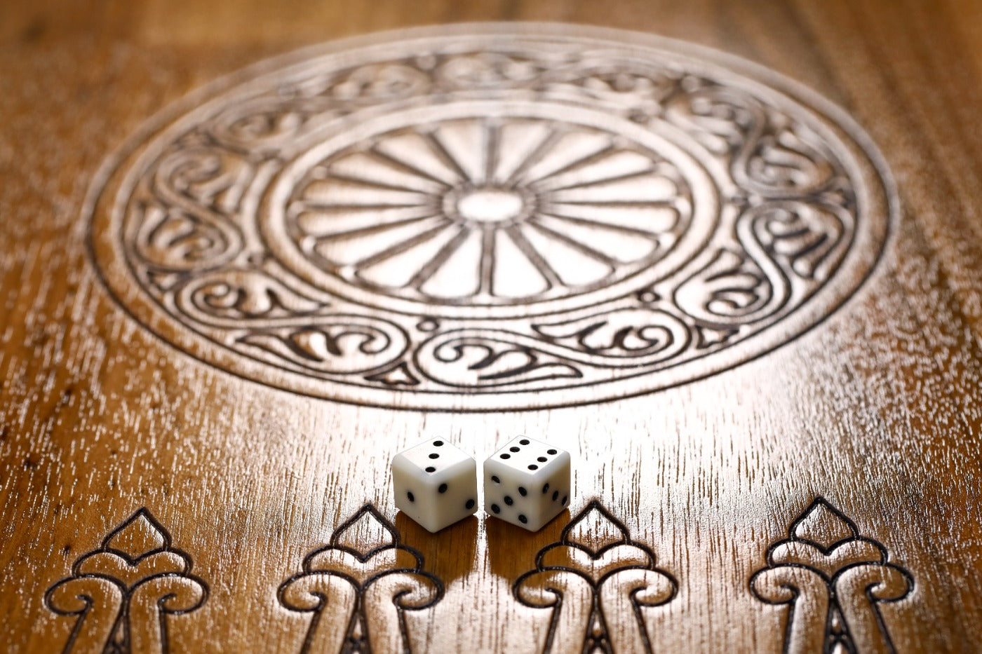 Backgammon Board - Eternity Symbol - Unumperfectus