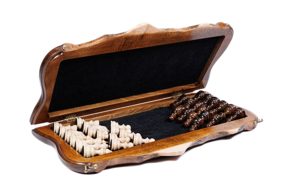 Chess Set with Mount Ararat Wooden Board - Unumperfectus
