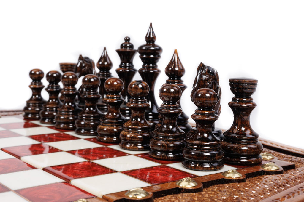 Epoxy Chess Set in Walnut Wood – Epoxy Resin Chess Made by Hrachya Ohanyan - Unumperfectus