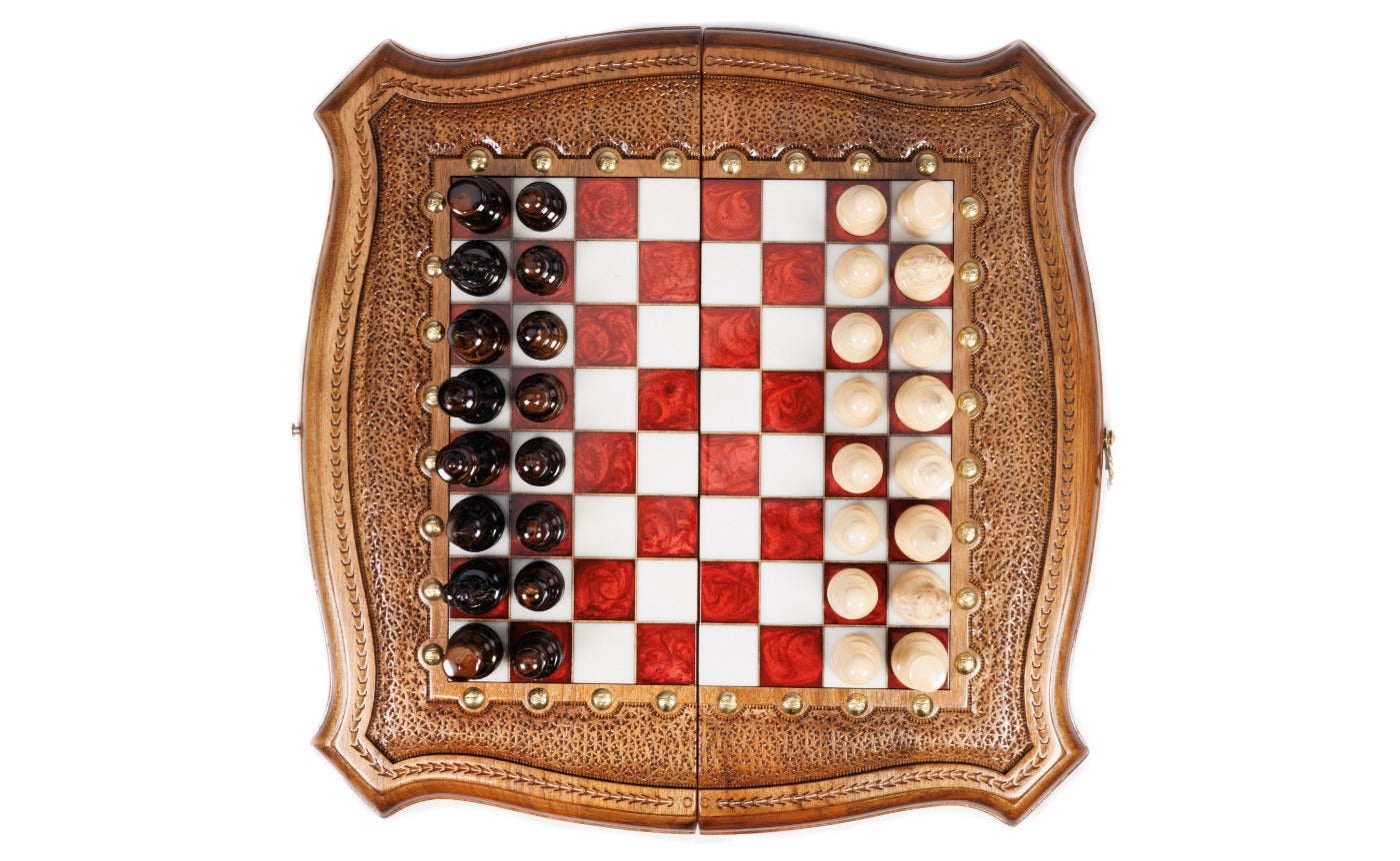 Epoxy Chess Set in Walnut Wood – Epoxy Resin Chess Made by Hrachya Ohanyan - Unumperfectus