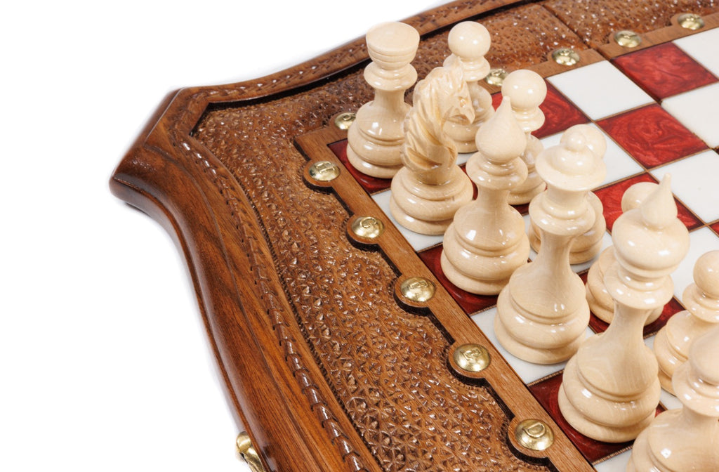 Epoxy Chess Set in Walnut Wood – Epoxy Resin Chess Made by Hrachya Ohanyan - Unumperfectus