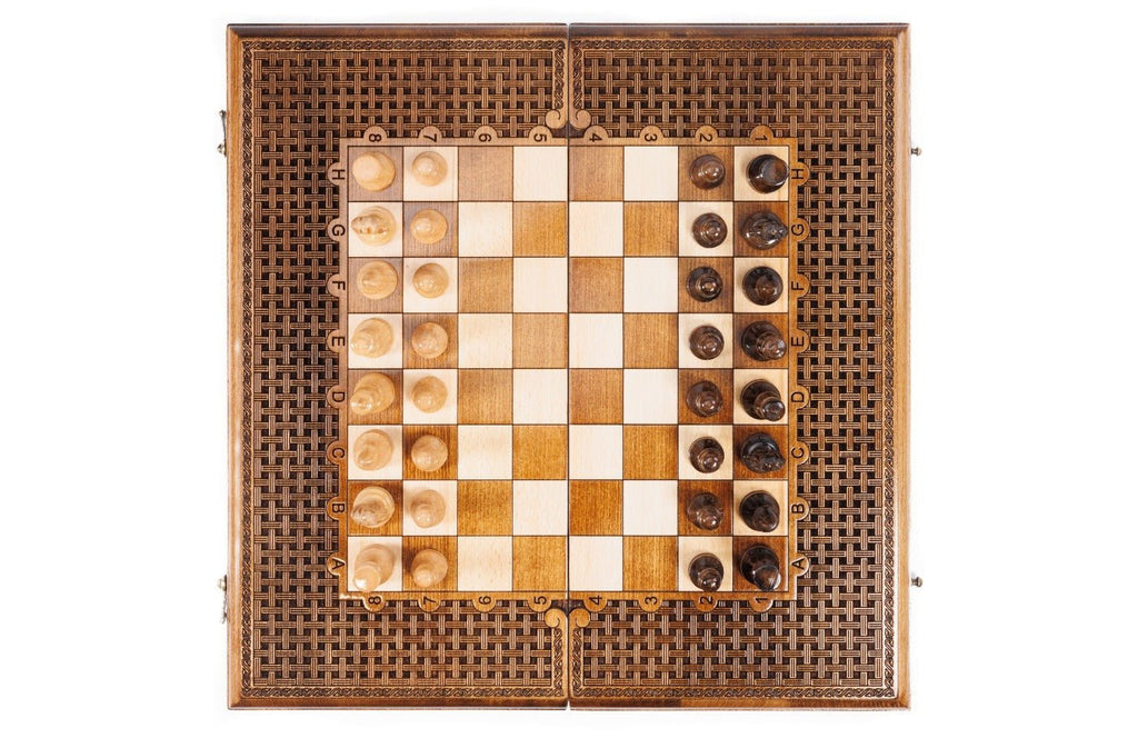 Classic Carved Chess Set & Backgammon Board With Ornament 19.7" | 50 cm - Unumperfectus