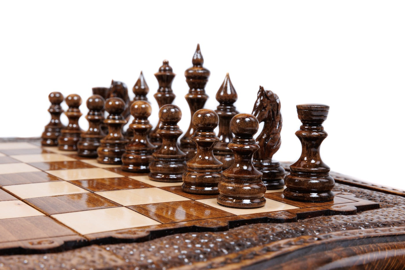 Mount Ararat Outline Chess Set – Wooden Chess Board