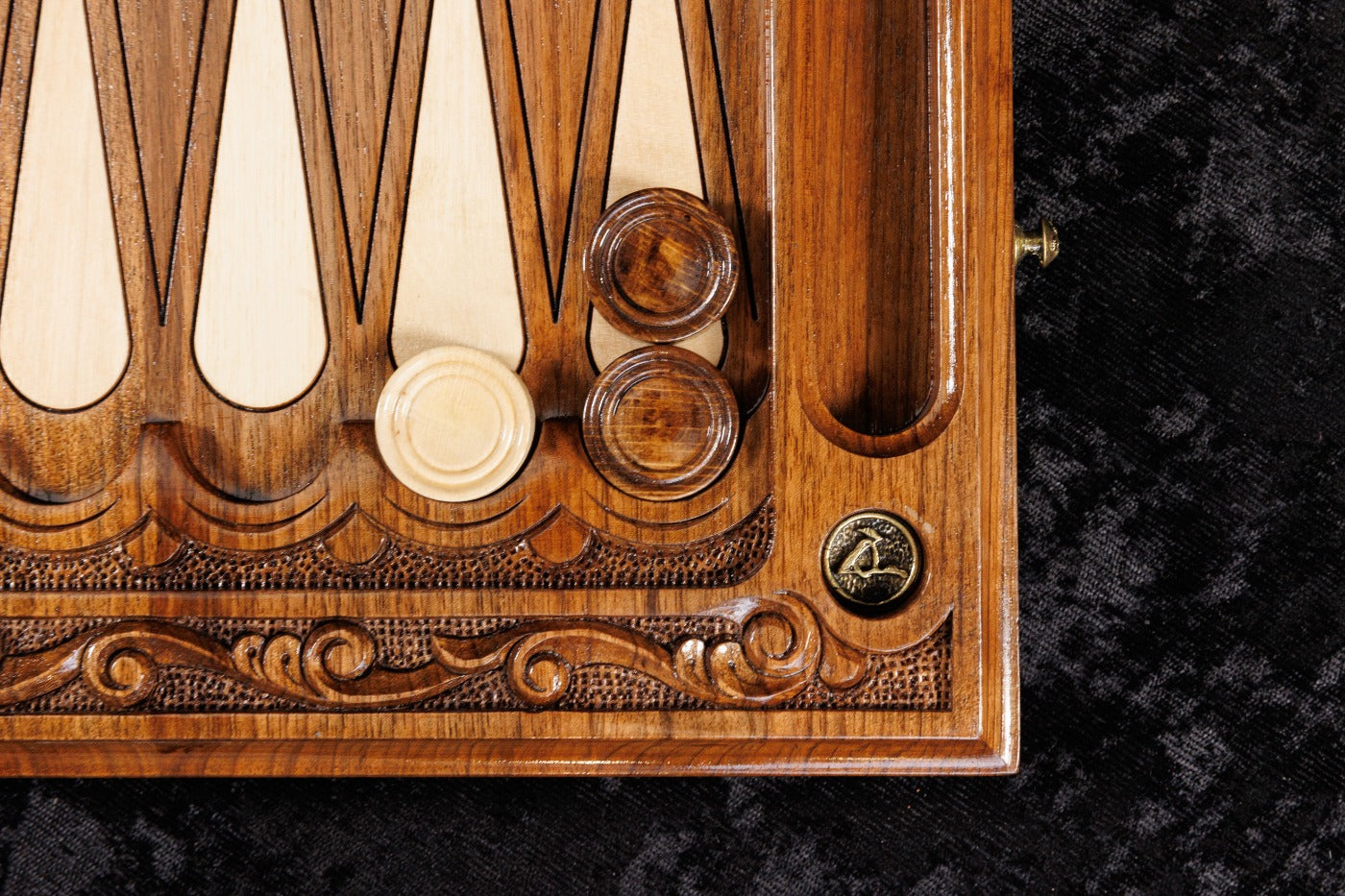 Classic Chess–Backgammon Board with Ornamental Braid Pattern & Epoxy Resin – 60 cm | 23.6"