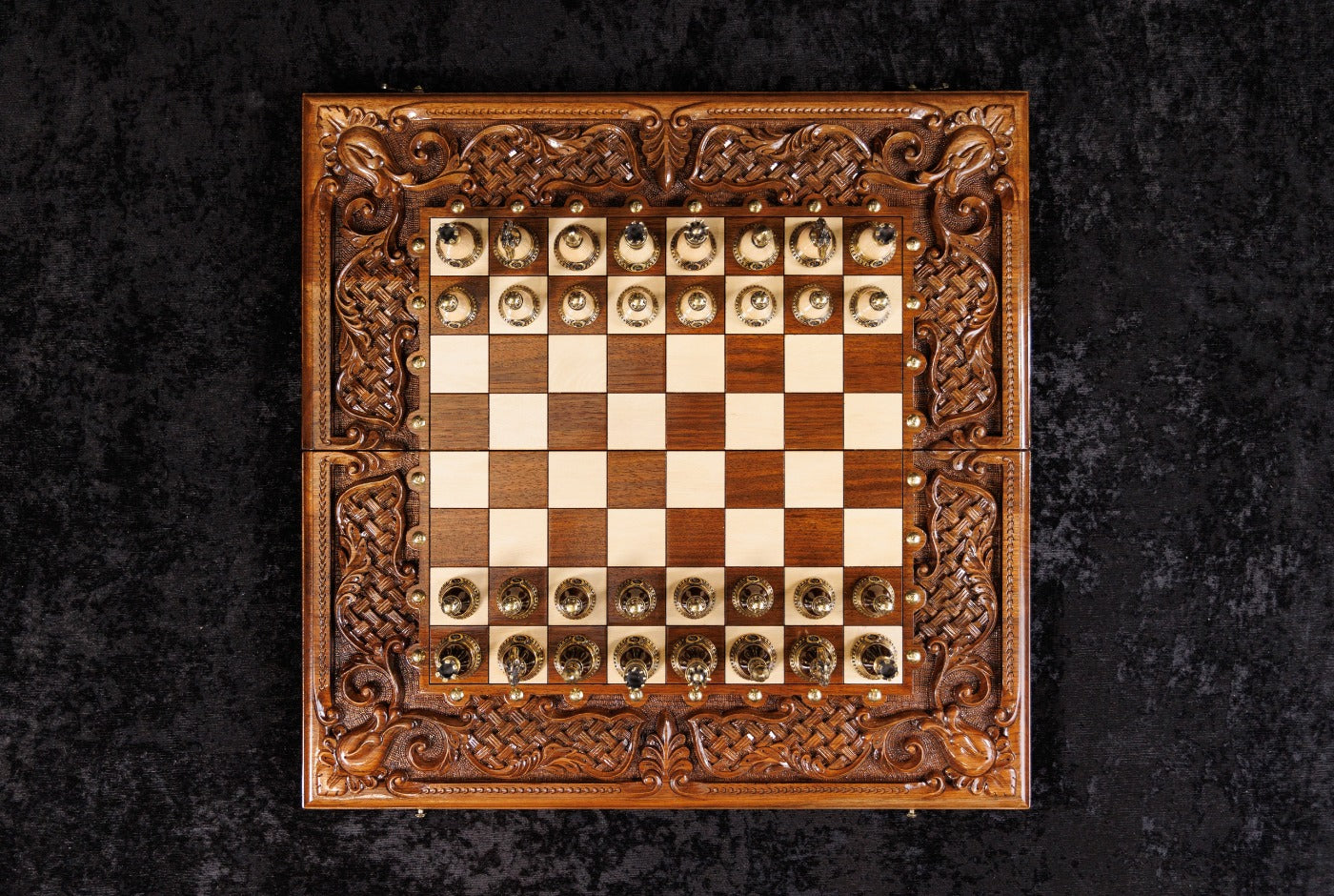 Classic Chess–Backgammon Board with Ornamental Braid Pattern & Epoxy Resin – 60 cm | 23.6"