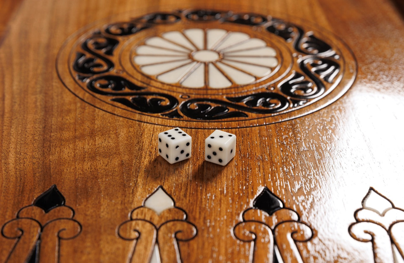 Ornamental Braid Chess–Backgammon Board with Epoxy Resin 70 cm | 23.6"