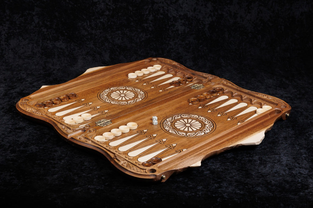Backgammon side of the set open with hornbeam-inlaid points, checkers and dice on the 60 cm board