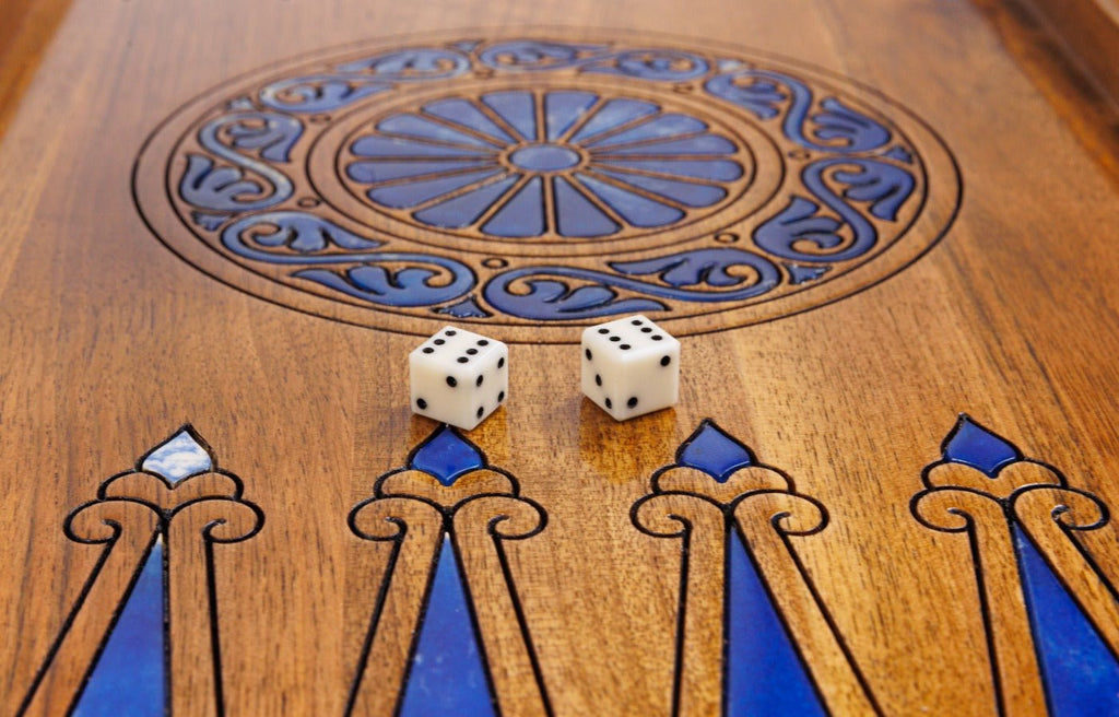 Hand Carved Luxury Wooden Chess Set & Backgammon — Ornamental Braid & Blue Epoxy 60 cm | 23.6" - Unumperfectus