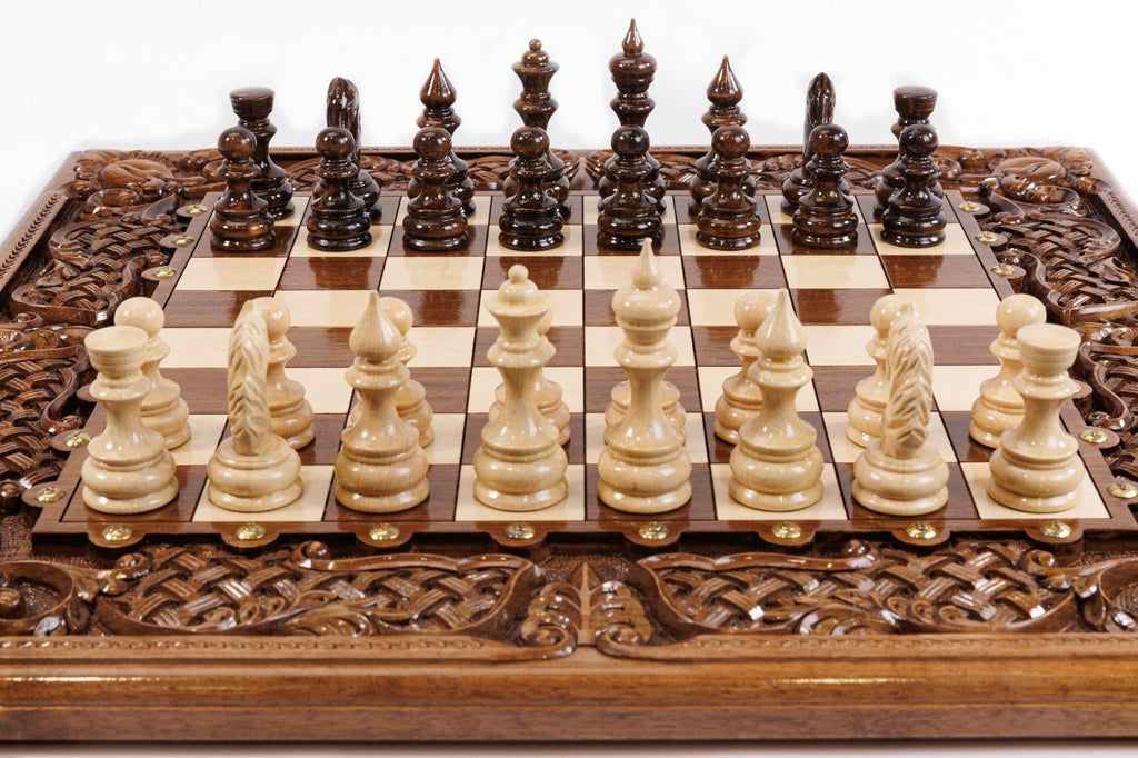 Hand Carved Luxury Chess Set & Backgammon With Ornamental Braid 60 cm | 23.6" - Unumperfectus