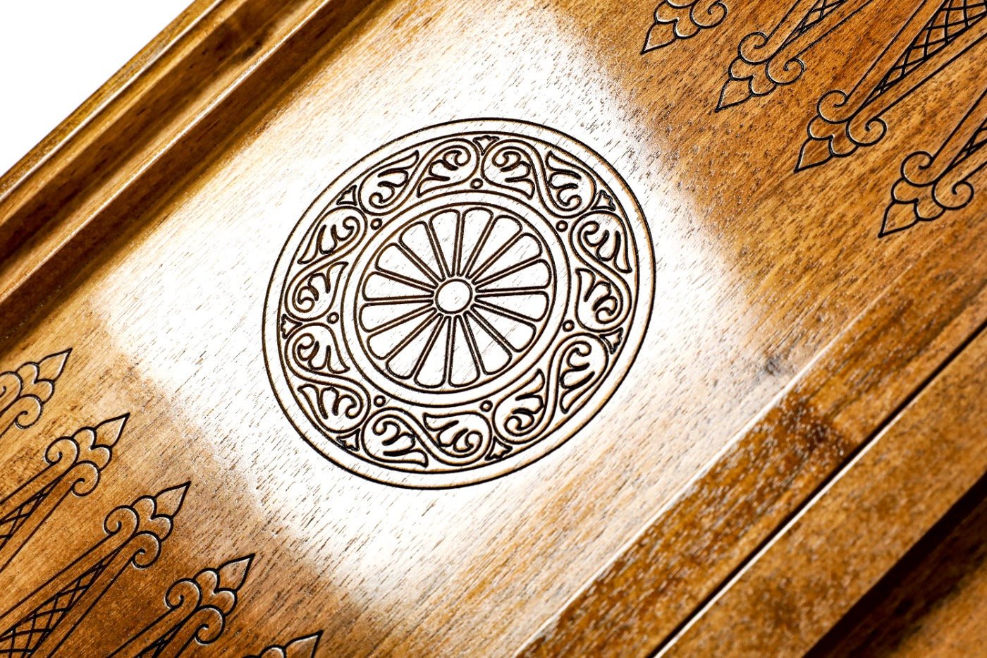 Backgammon Board - Tree With Epoxy - Unumperfectus