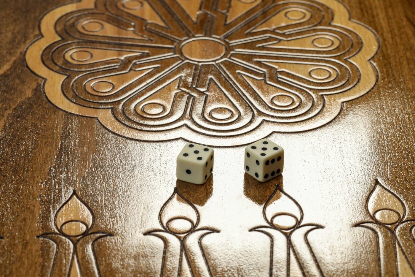 Wooden Backgammon Board Ornamental Classic 23.6" | 60 cm - Unumperfectus