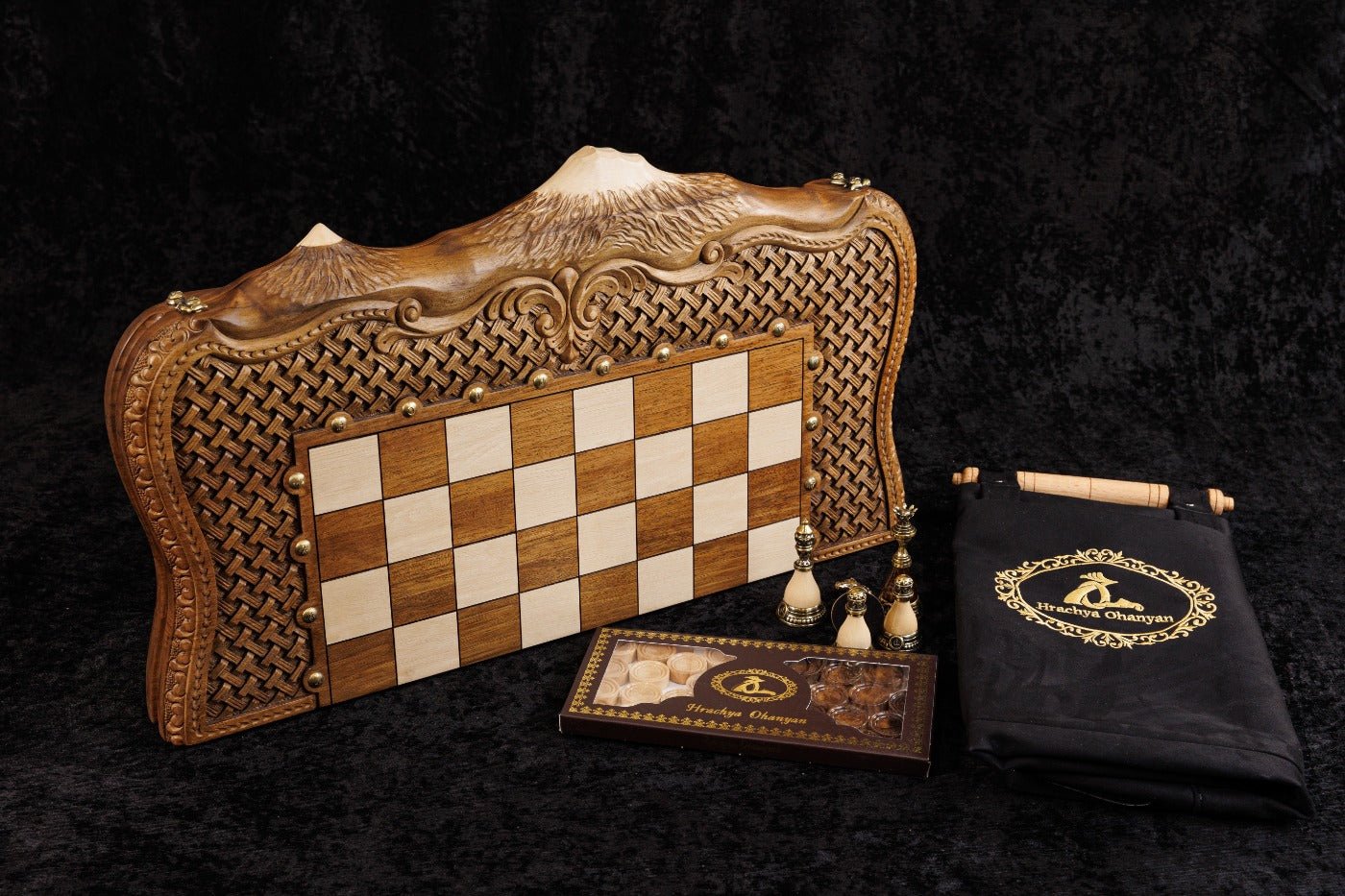 Chess Set & Backgammon Board - Ornamental Braid Pattern 60cm | 23.6" - Unumperfectus