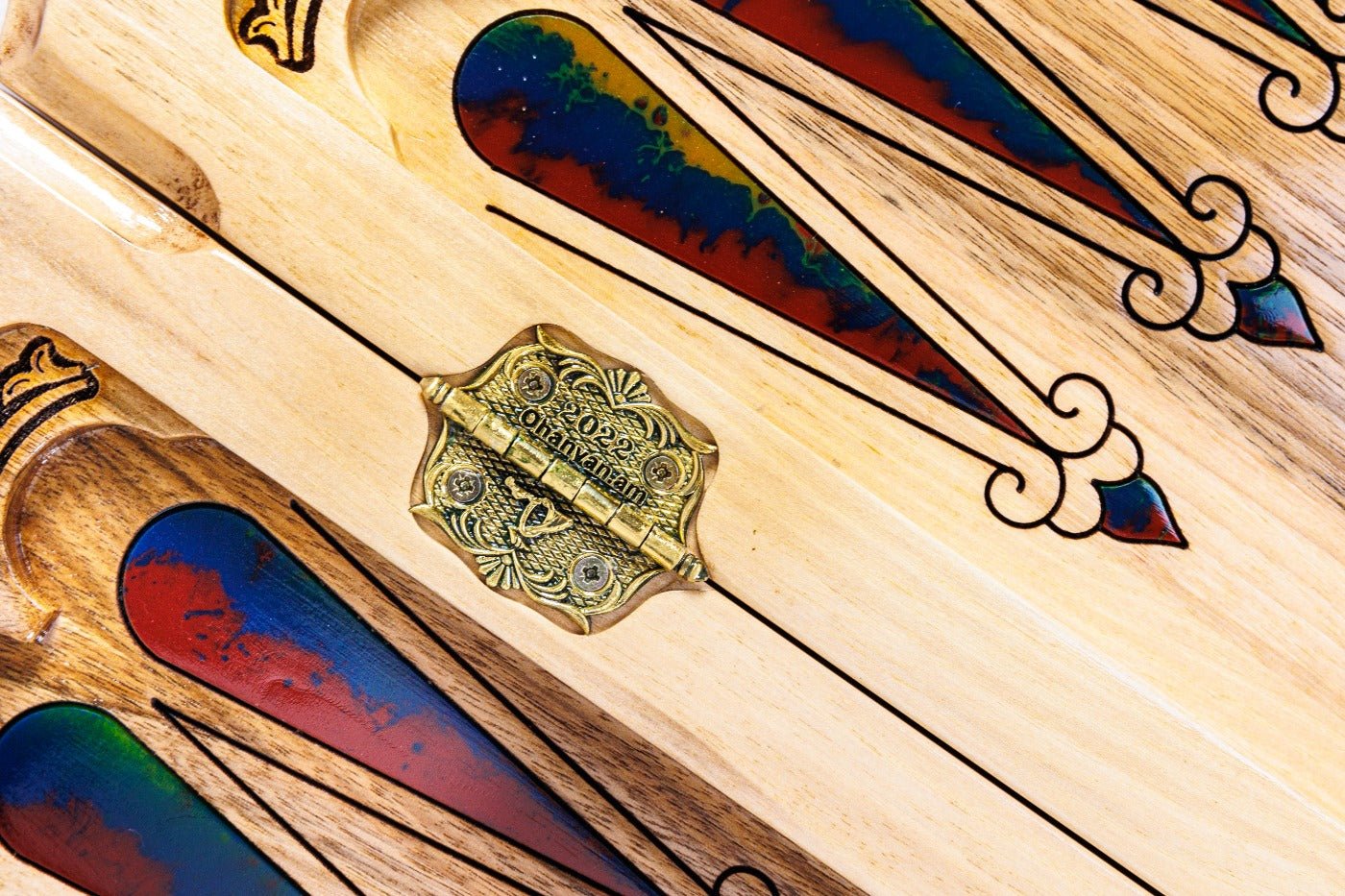 Backgammon Board - Coat of Arms of Armenia Epoxy - Unumperfectus