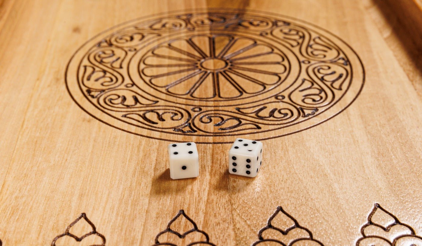 Luxury Wooden Carved Chess Board & Backgammon With Epoxy Squares 60 cm | 23.6" - Unumperfectus