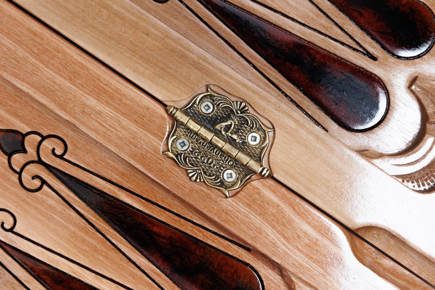 Backgammon Board - Bull & Horse Epoxy - Unumperfectus