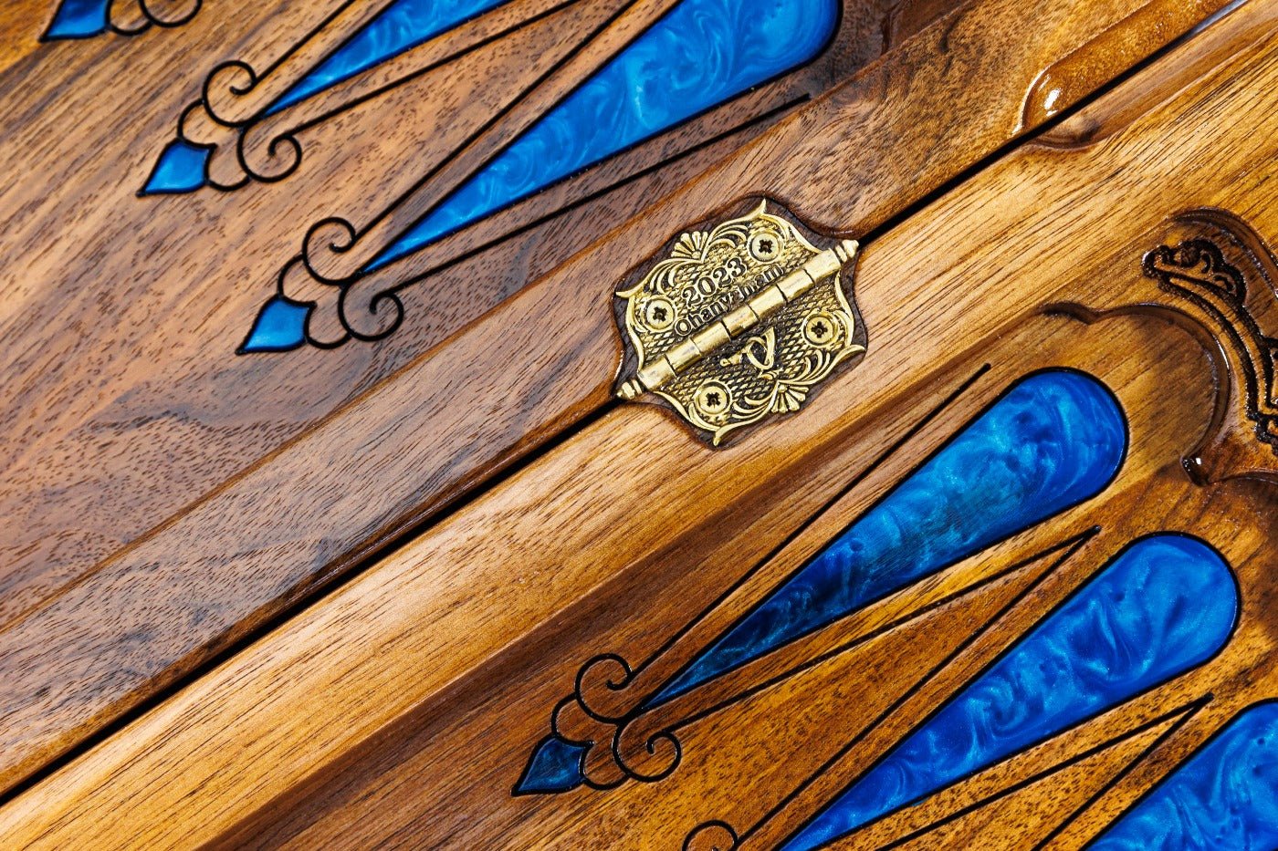 Luxury Wooden Chess Set & Backgammon Blue Epoxy 60 cm | 23.6" - Unumperfectus