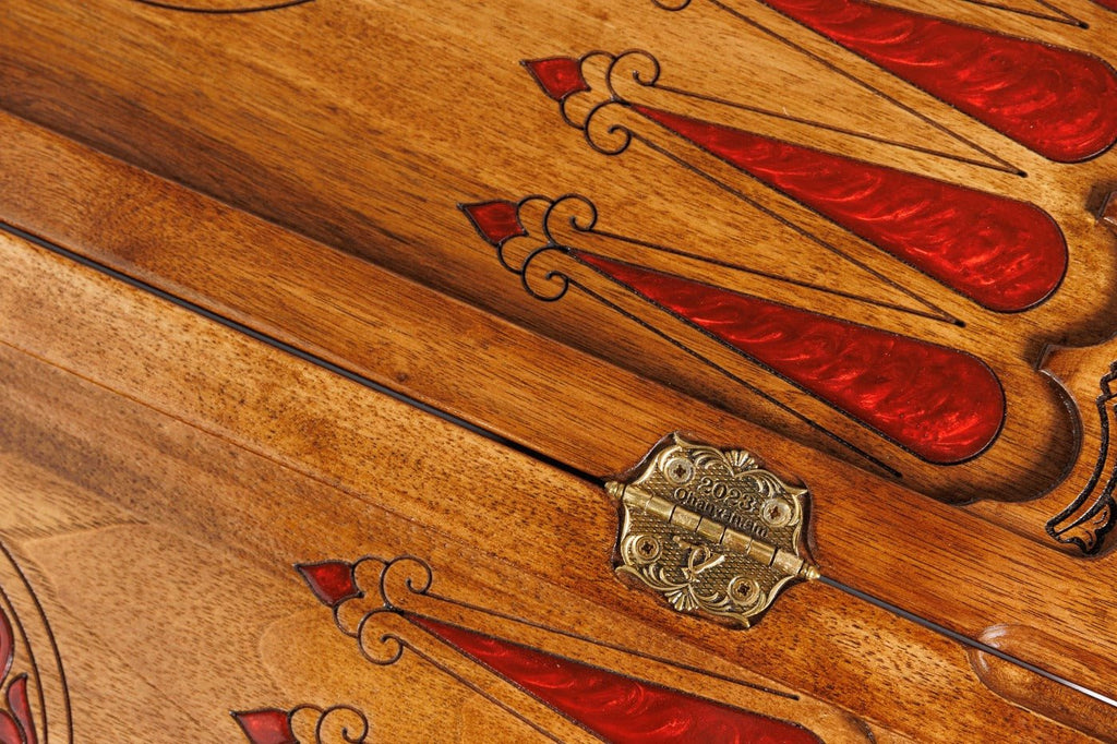 Backgammon Board - Lion With Epoxy - Unumperfectus