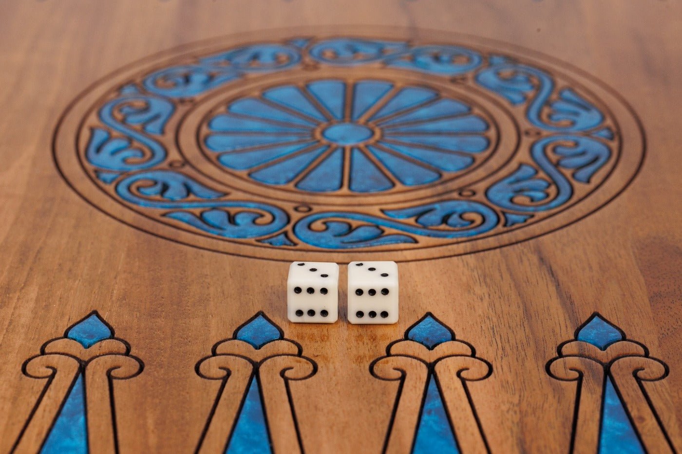 Backgammon Board - Pomegranate Tree & Epoxy Resin - Unumperfectus