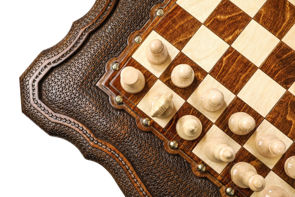 Chess Table by Master Hrachya Ohanyan - Unumperfectus