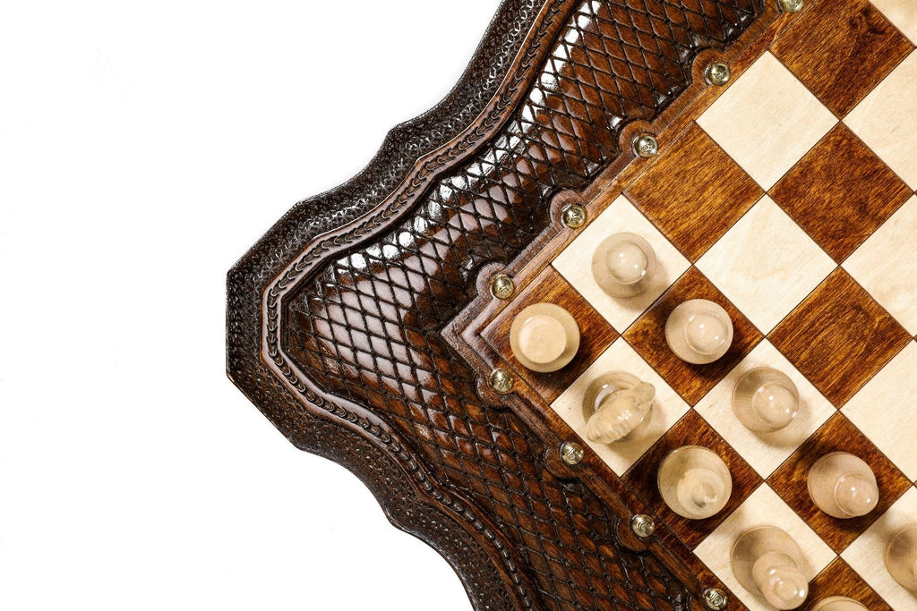 Chess Table Luxury with Contour Outline - Unumperfectus