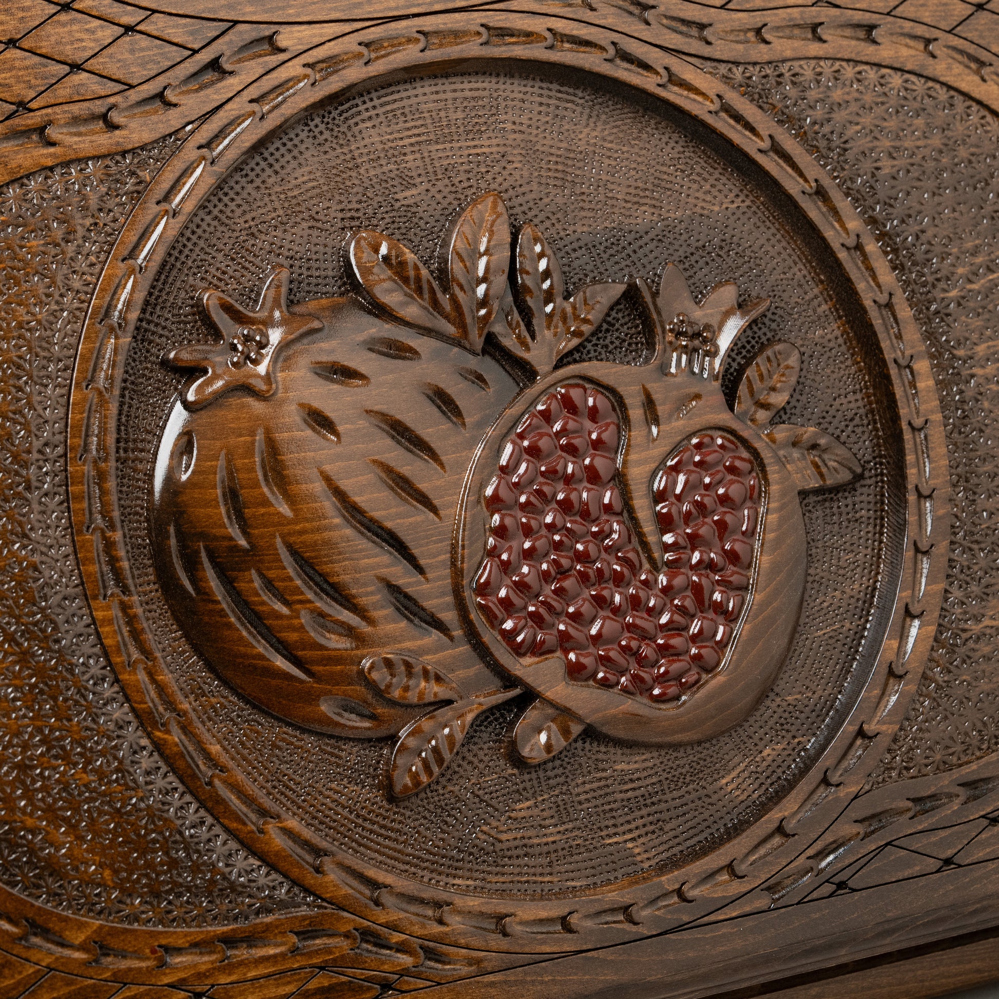 Luxury Backgammon Set – Pomegranate Design with Bronze Details - Unumperfectus