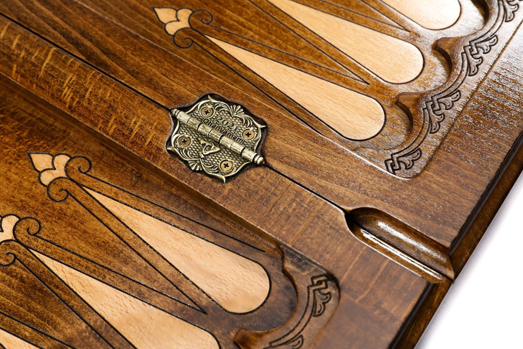 Classic Ornamental Wooden Backgammon Board - Unumperfectus