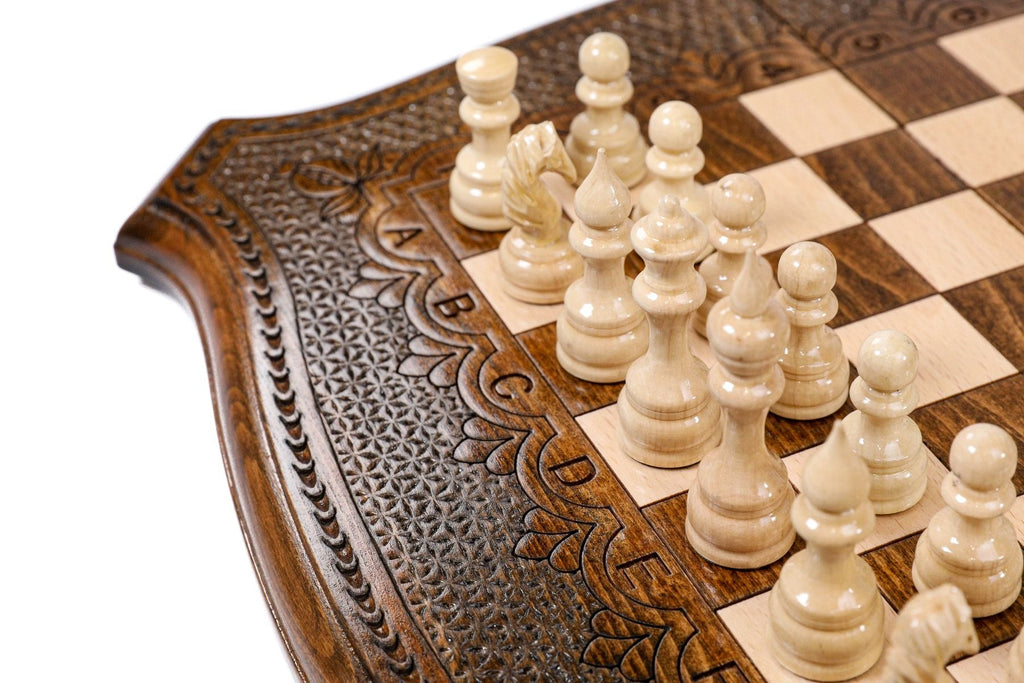 Wooden Chess Set with Contour Outline 40 cm / 15.6" - Unumperfectus